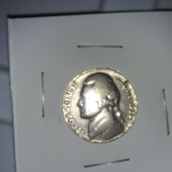 1939 nickel - Picture 1 of 2